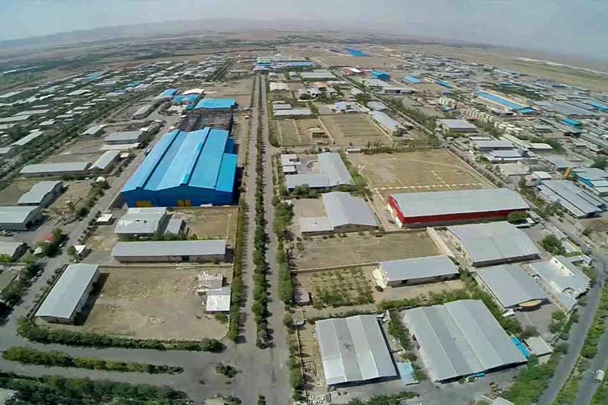 شهرکهای صنعتی قبرستان سولههای متروکه